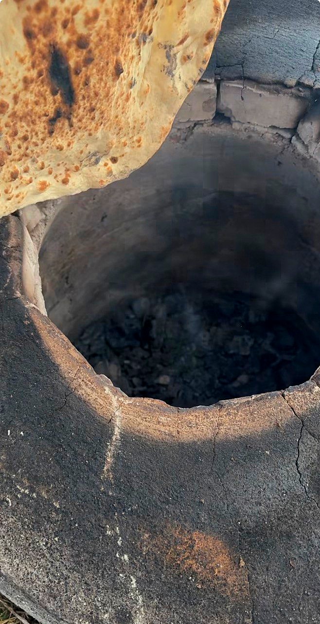 Լավաշ թոնրի վրա